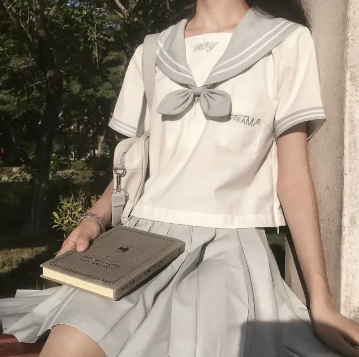 父母的婚事